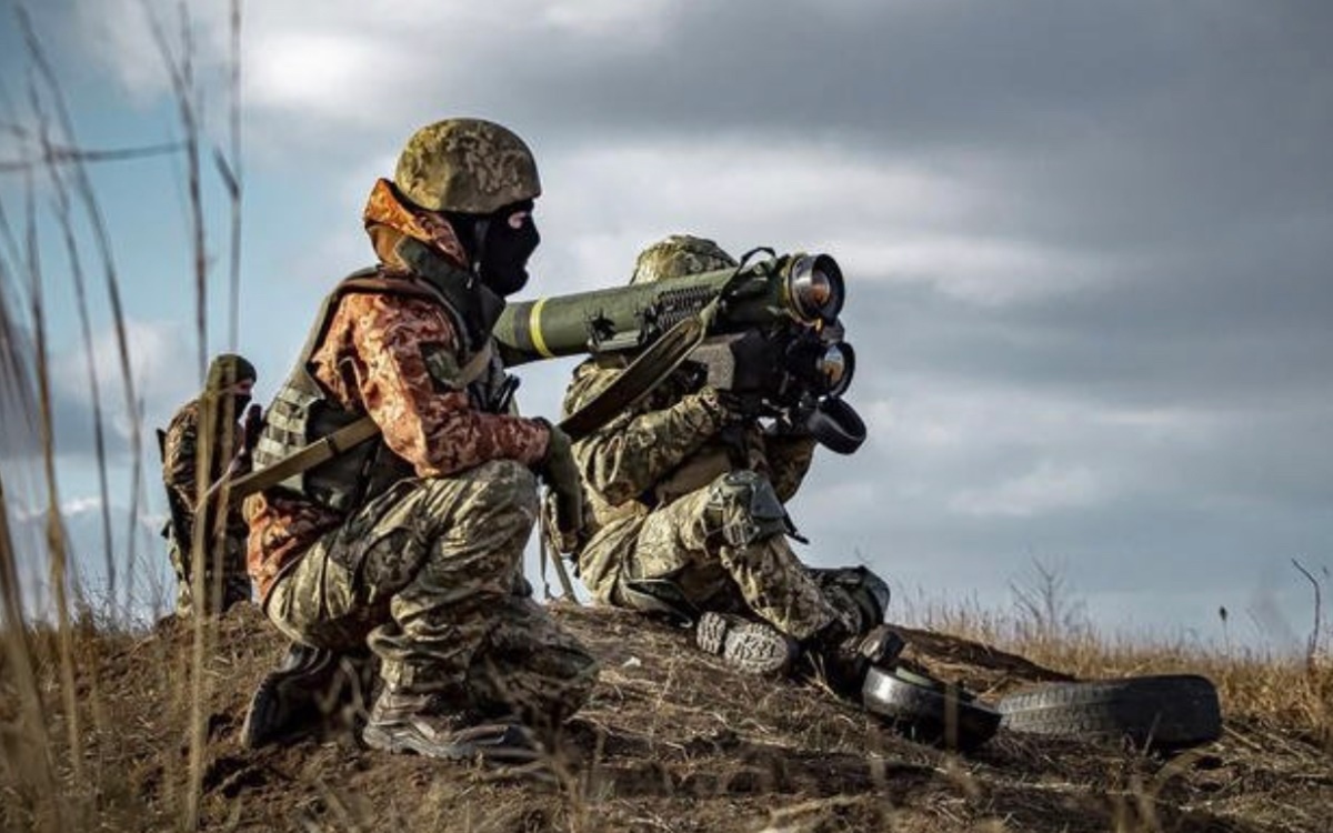 Mỹ đã trượt sâu vào xung đột quân sự giữa Nga và Ukraine?